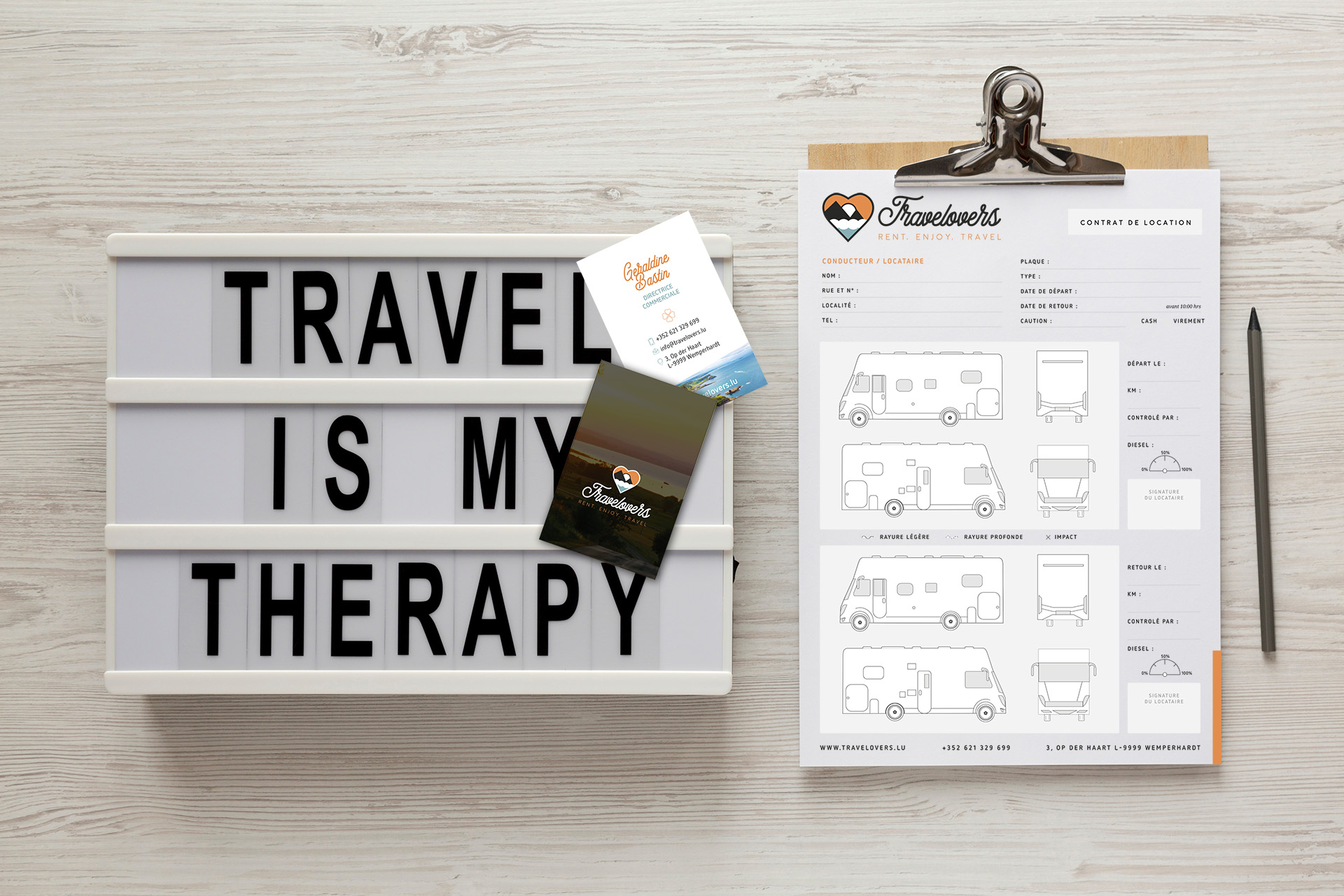 ‘travel,Is,My,Therapy’,Words,On,A,Lightbox,,Clipboard,With
